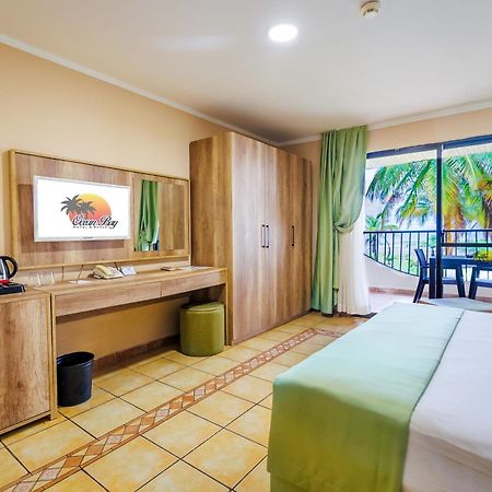 Ocean Bay Hotel & Resort Bakau 外观 照片
