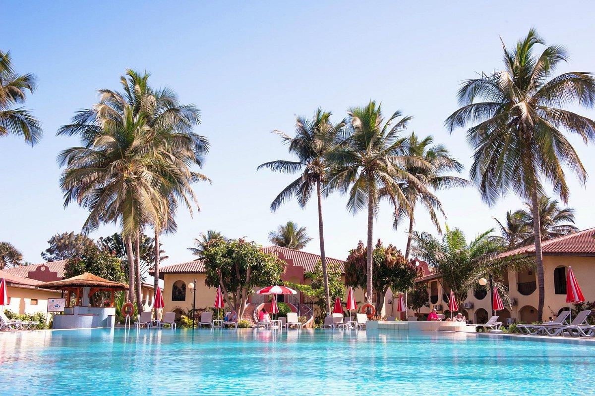 Ocean Bay Hotel & Resort Bakau 外观 照片