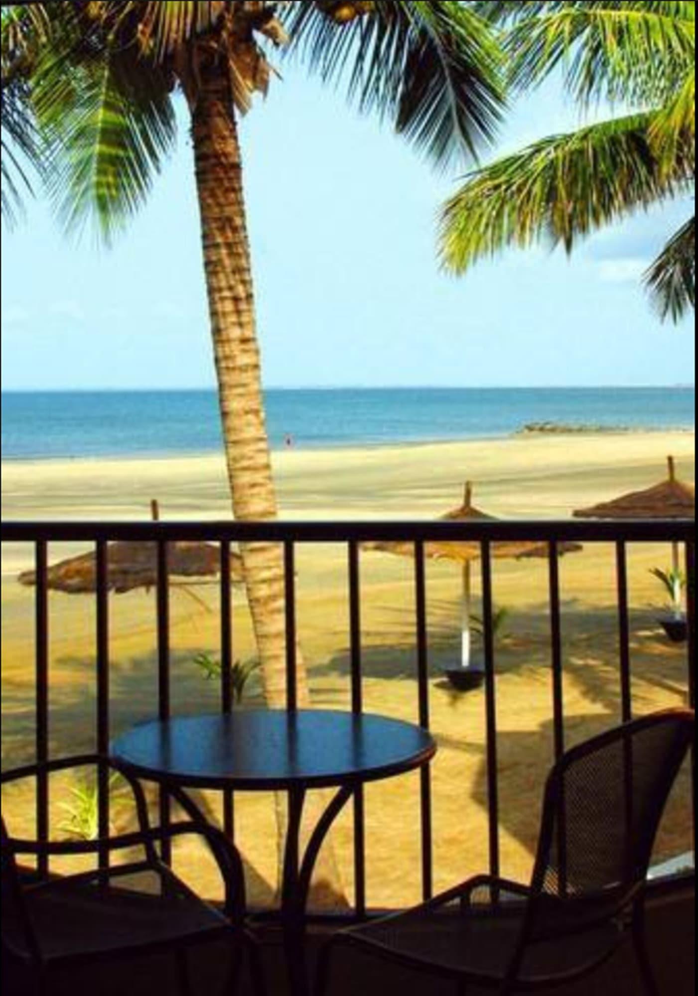 Ocean Bay Hotel & Resort Bakau 外观 照片