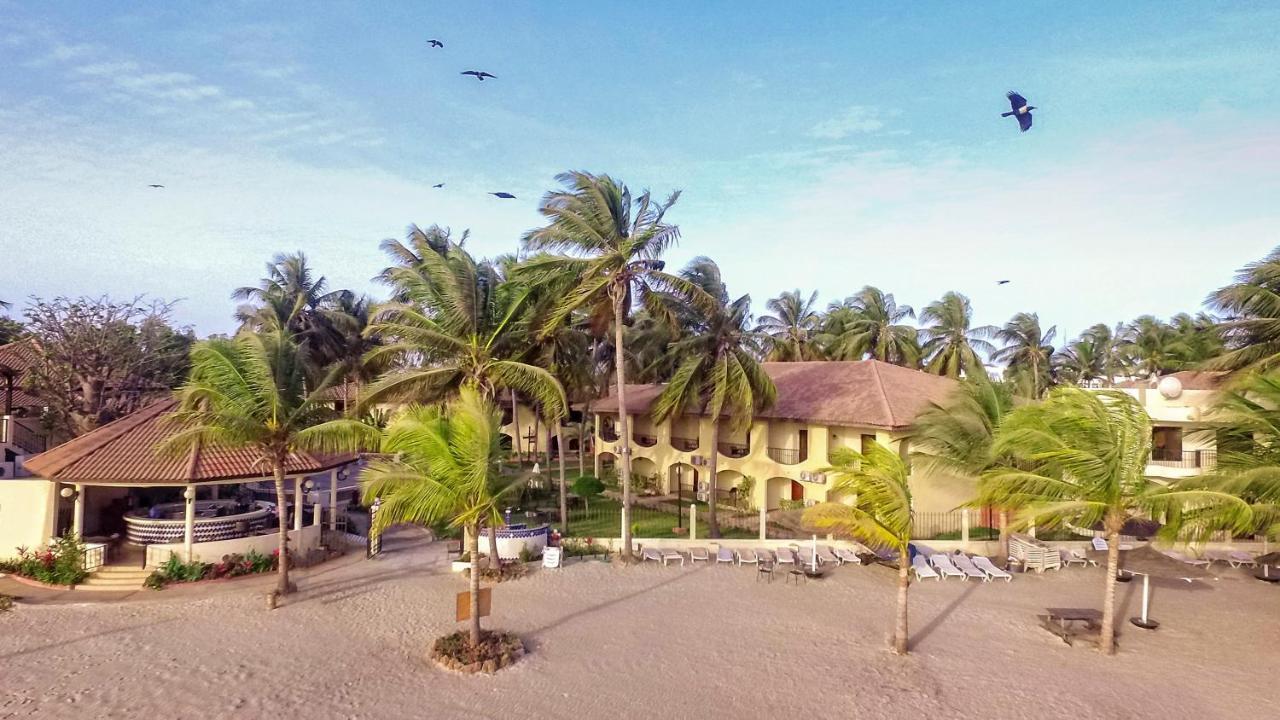 Ocean Bay Hotel & Resort Bakau 外观 照片