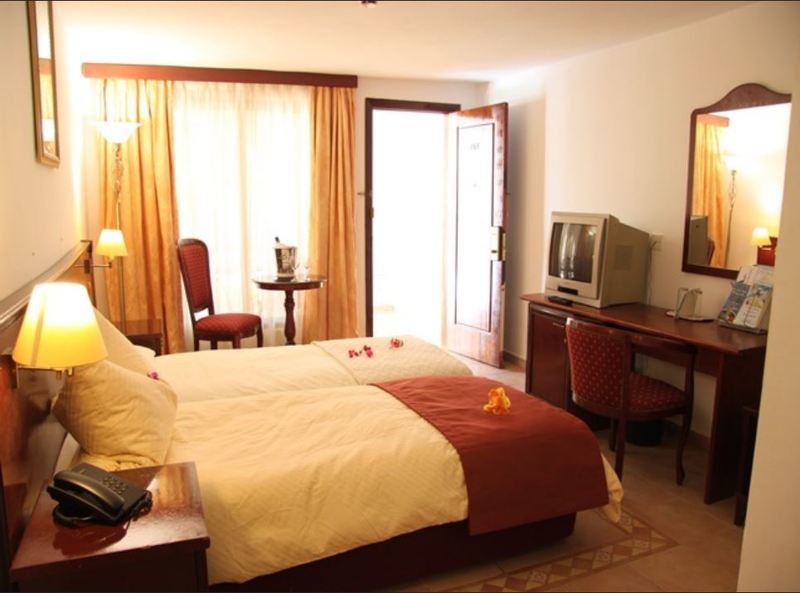 Ocean Bay Hotel & Resort Bakau 外观 照片